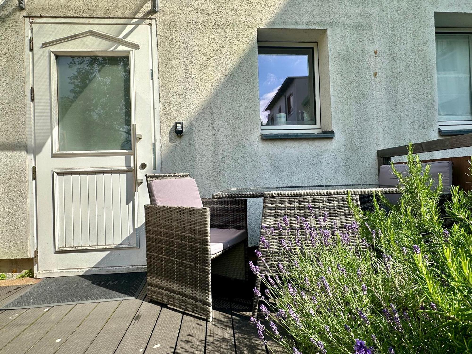 Modernes Apartement Am Rhein In Ruhiger Lage Köln Eksteriør bilde