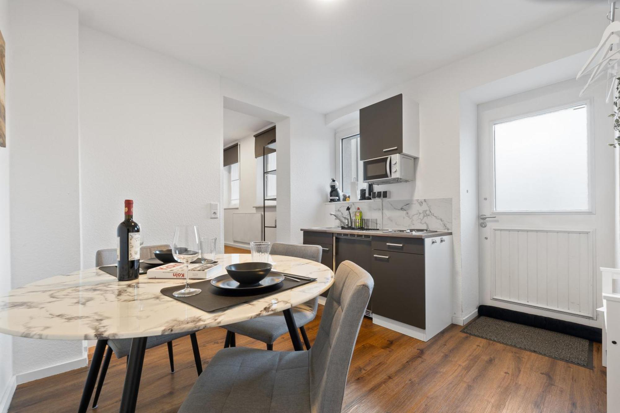 Modernes Apartement Am Rhein In Ruhiger Lage Köln Eksteriør bilde